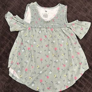 Girls cold shoulder shirt
